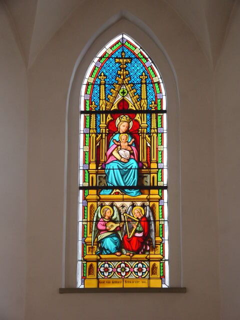 Restauration-Bleiverglasung-kapelle-rickenbach-mutter-gottes-glasmalerei-wolfurt