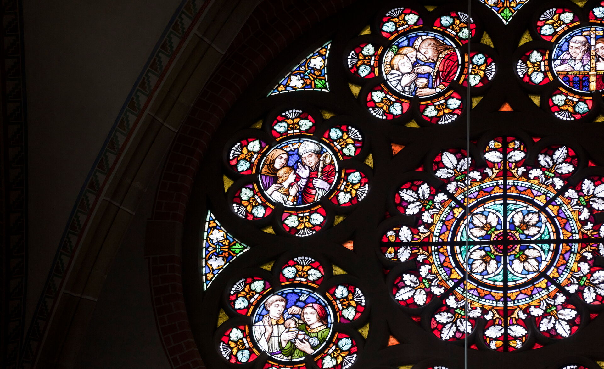 Restauration-Bleiverglasung-kirche-herz-jesu
