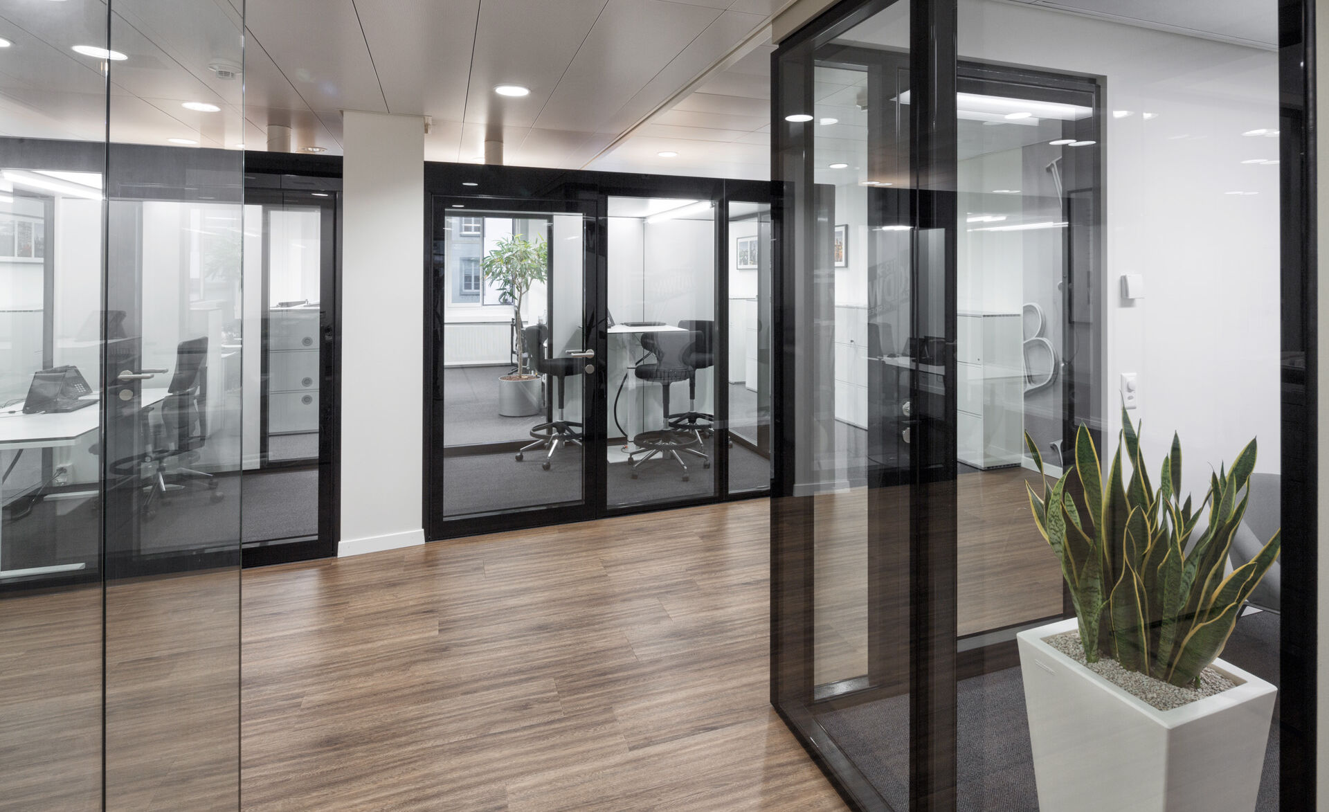 Büroräume mit GM Martition Plus Brown Brothers